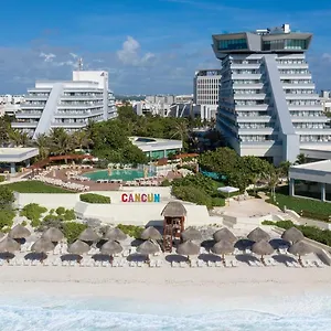 **** Resort Park Royal Mexico
